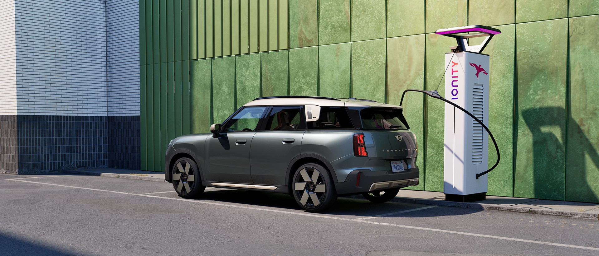MINI Electromobility - charging - U25E on charging station